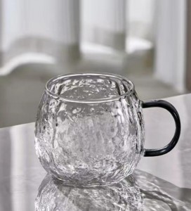 Wholesale Hammered Borosilicate Glass Mug with Colored Handle | Glasswaretalk