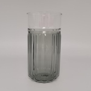 Spray-colored borosilicate tumbler