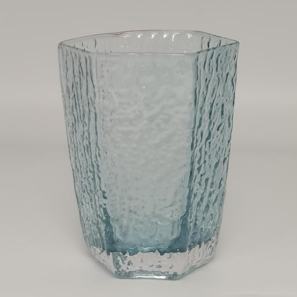 Ice Textured Blue Drinking Glass – For Iced Coffee, Water & Beverages | Glasswaretalk Featured Image
