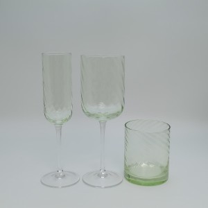WHOLESALER SWIRL SHAPED GLASSWARE