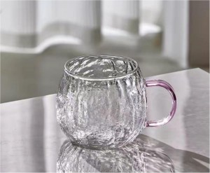 Wholesale Hammered Borosilicate Glass Mug with Colored Handle | Glasswaretalk