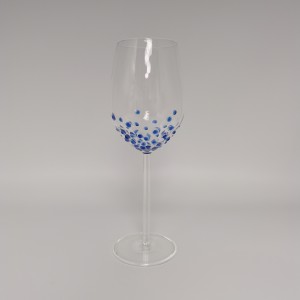 Wine Glass With Solid Dot