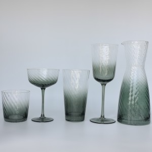 Spray Color Glass Set Manufacturers