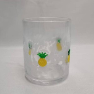 Various tumblers with different patterns