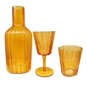 Ribbed Vertical Drinking Glasses