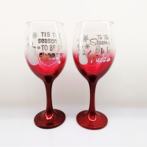 ITS THE season TO BE FREEZEN Christmas Wine Glasses