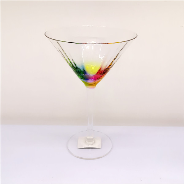 Gentle Ribbed Rainbow Tinting Decoration on the Bowl Base of Wine Glass-Champagne Flute-Cocktail Glass-Champagne Saucer-Hiball Glass-Water Cups
