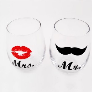 Set 2pcs Mr and Mrs Stemed Valentines Day Wine Glasses